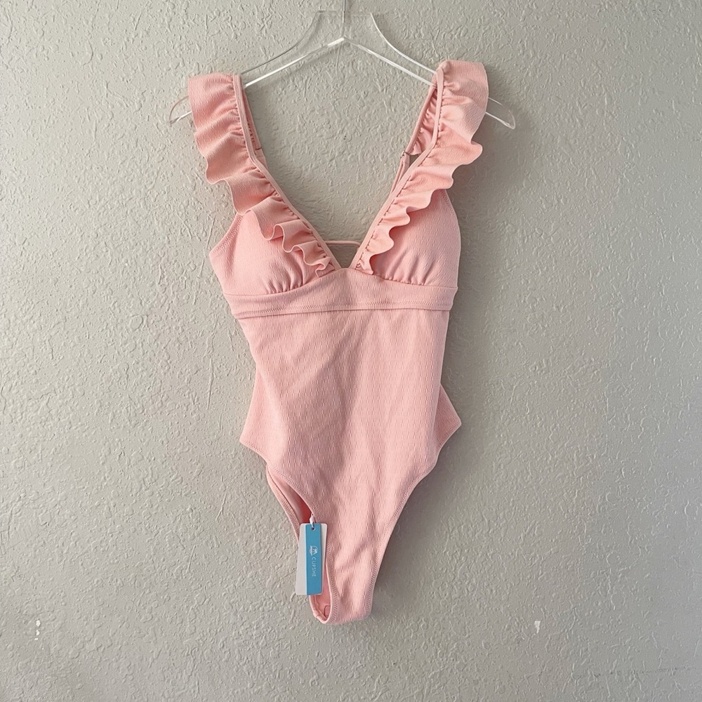 Cupshe V-Neck Pink Ruffled Lace Up Back One-Piece Cheeky Swimsuit Medium NWT - Picture 2 of 10
